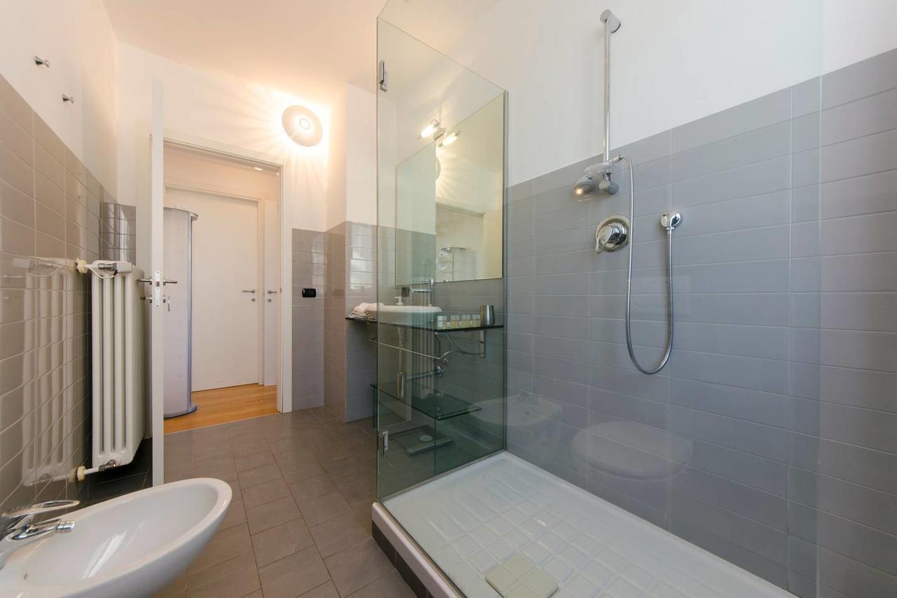 Ferienwohnung Altido Modern Flat Next To Acquario Genua Exterior foto